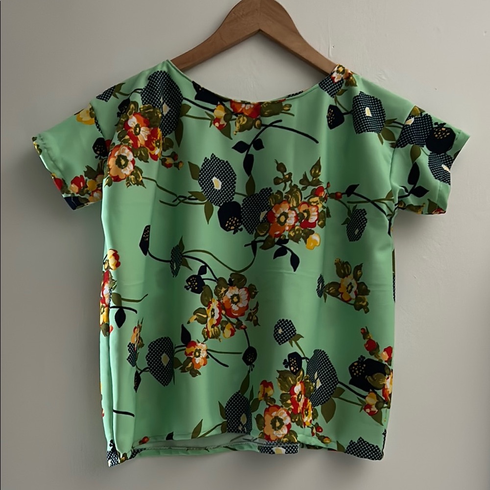Vintage Floral Print Boxy Cut Top